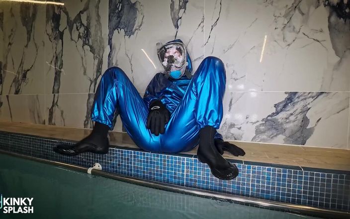 UKCuteGirl: Latex Lagoon: the Double-suit Secret with Full Face Snorkel Mask