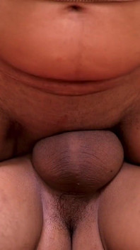 Il fidanzato e la fidanzata indiani caldi video porno caldo completo sesso hardcore caduta buco del latte corpo e leccare