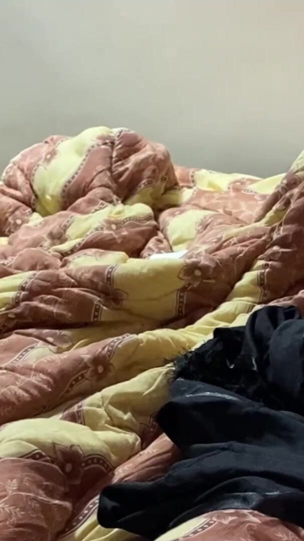 Gangbang Arabic: Hardcore šukání anál s nevlastní sestrou, krásná arabská holka