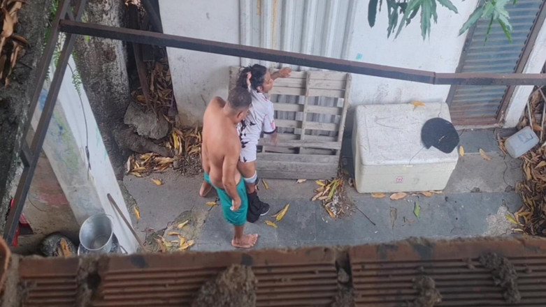 Bebes vagabundas: Hizmetçile dışarıda seks