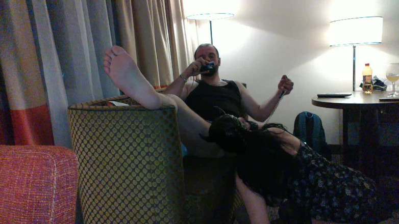 Toilet Mommy: Ehefrau Lutscht Fremden Im Motel