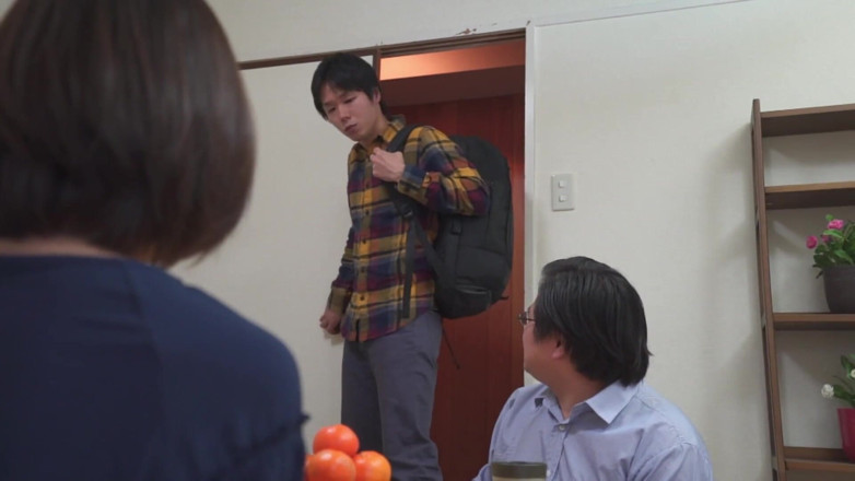 Raptor Inc: ¡Dentro del Kotatsu! Jugando con el coño de mi madrastra...