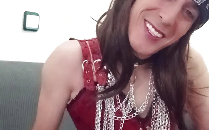 Penelopene27: Crossdresser Slave Hard Spank