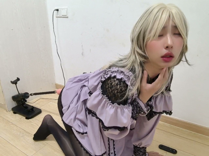 CD_XiXiouo: Chinesische Süße Sissy Wird Hart Gefickt, Squirting Nonstop, Intensives Stöhnen...