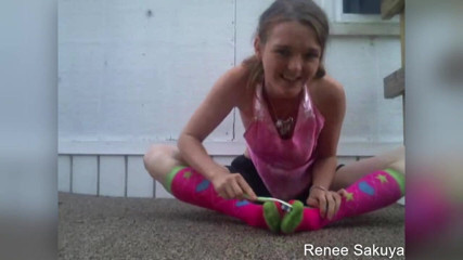 Renee Sakuya: Tickling her feet outdoors in long knee socks with toothbrush