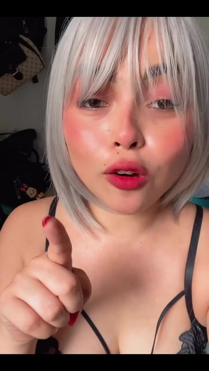 camicamilahotwife: Pamiętaj rodzice, w niedzielę będziemy mieli transmisję na żywo, aby porozmawiać...