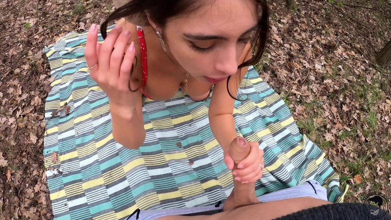 Tommy Wood XXX: Grande rabo latina estrela pornô Tru Kait fode na natureza