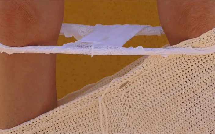 Natalie K: Masturbating and Fingering Outdoor with Panties Pulled Down