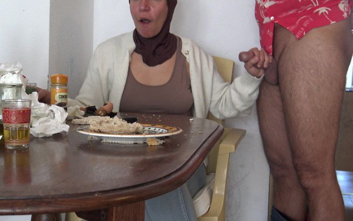 Souzan Halabi: Mẹ kế Thổ Nhĩ Kỳ lập dị nuốt tinh của...