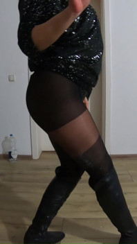 Tell Me How Much You Like This Outfit!