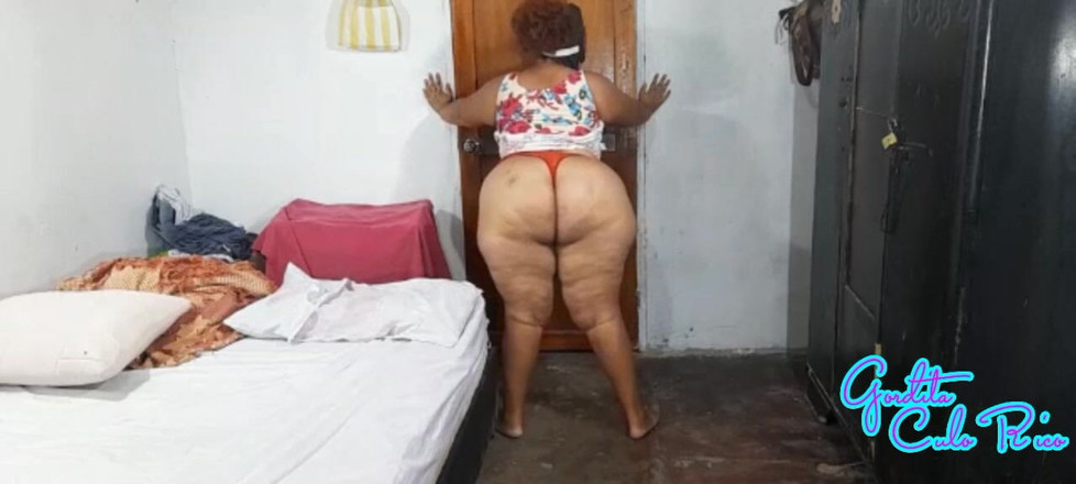 Gordita Culo Rico: Big Ass Laura Wife Silently Masturbates to Extreme Orgasm in...