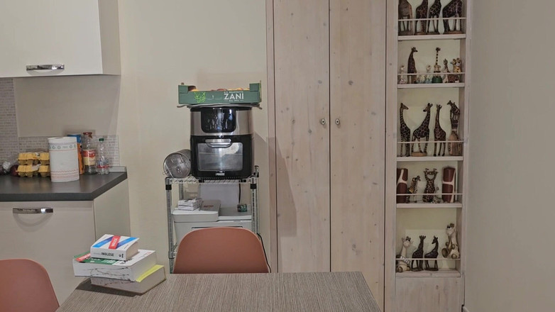 Ferrero anal experience: Bucătarul italian este futut la masă