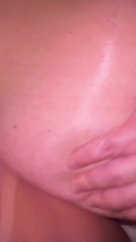 Je Retrouve Mon Ancien Voisin. J’ai Frappé Beaucoup De Bites Dans Ce Gros Cul Gourmand Jusqu’à Ce Que Je Jouisse! Creampie