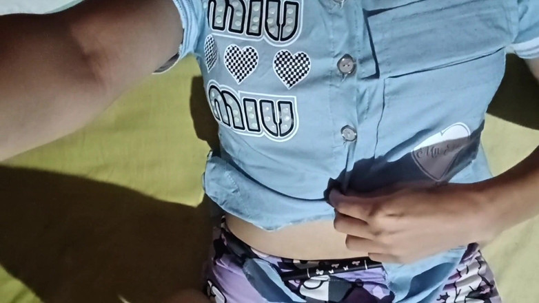 Yulieth Gomez: Menggunakan mainan kegemaran saya lagi!!