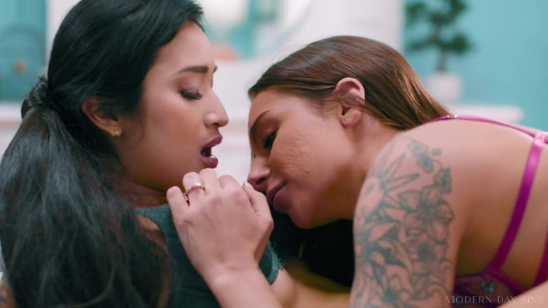 Modern-Day Sins: Modern-day sins - lesbische freundinnen Avery black und April Olsen wurden...