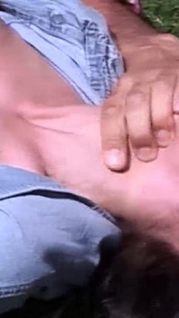 차에서 따먹히는 여자