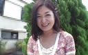 Asiatiques: Brunette hottie stript binnen