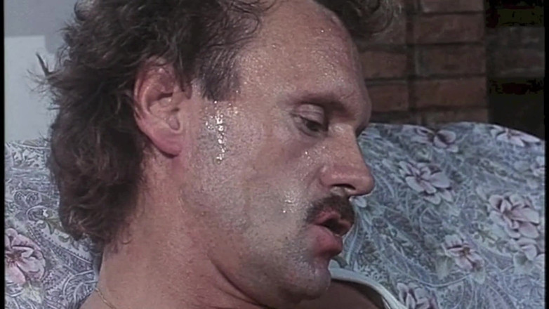 Inthe MILF room: लंगड़ा? इन नर्सों के पास इलाज है, उन्हें चूसना है और उन्हें सभी छेदों में ले जाता है