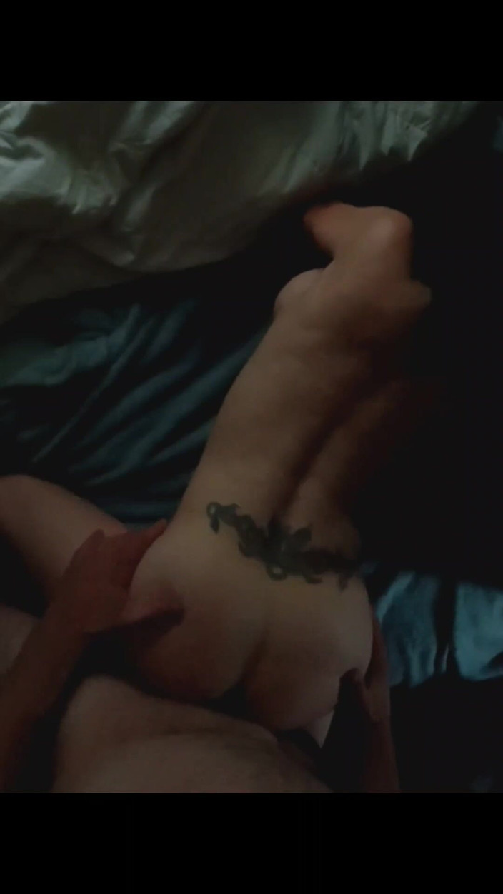 Pussy hound: 继妹做爱 第2部分