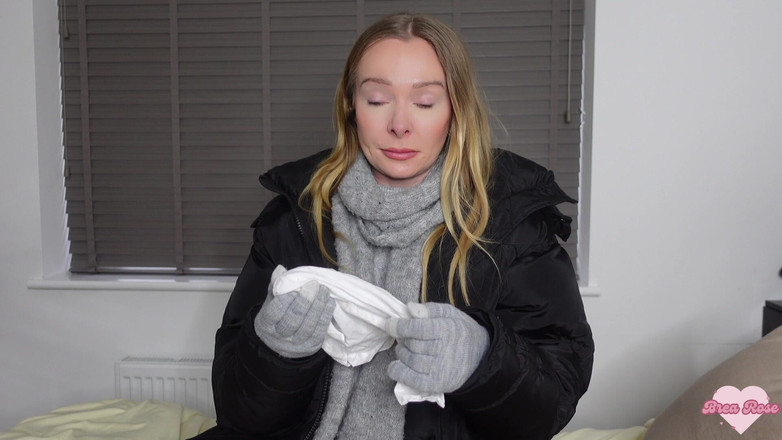 Brea Rose: Compilație cu strănuturi