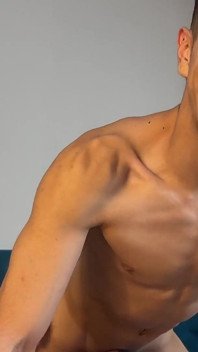 Viral video colgado papi follada duro gay anal