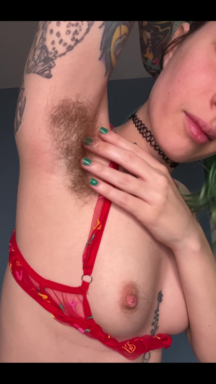 Pearlsage: Hoyos maloliente y tetas suaves