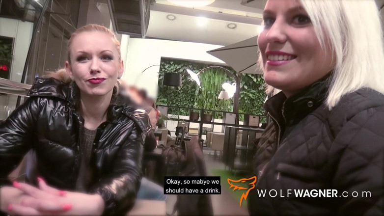 Wolf Wagner Com: Anale seks trio met twee pikgekke tienersletten