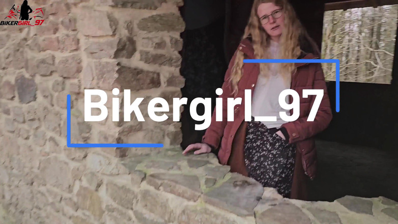Bikergirl_97: Ska jag bli en billig slampa nu?