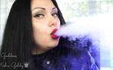 Goddess Misha Goldy: Leche para mi gran seducción burdeos y mi gran humo...