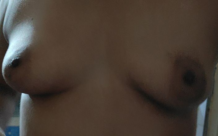 Tutktuki: Sex cu masturbare cu indiancă bhabhi