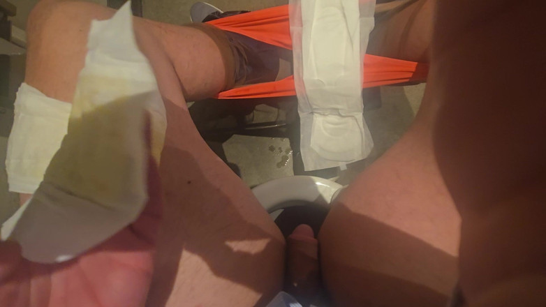Takepad: Piss on Huge Pad with Change in Public Restrooms