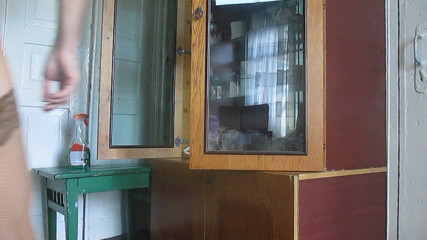 The best one: Tuan rumah mengambil pembersihan dalam beberapa stoking