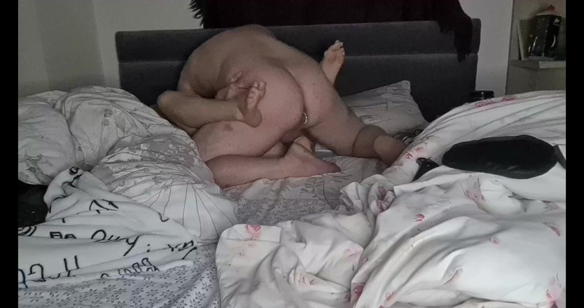 Anal Fetish Couple: Ả điếm hứng tình cần phải đụ âm hộ của cô ấy mọi lúc