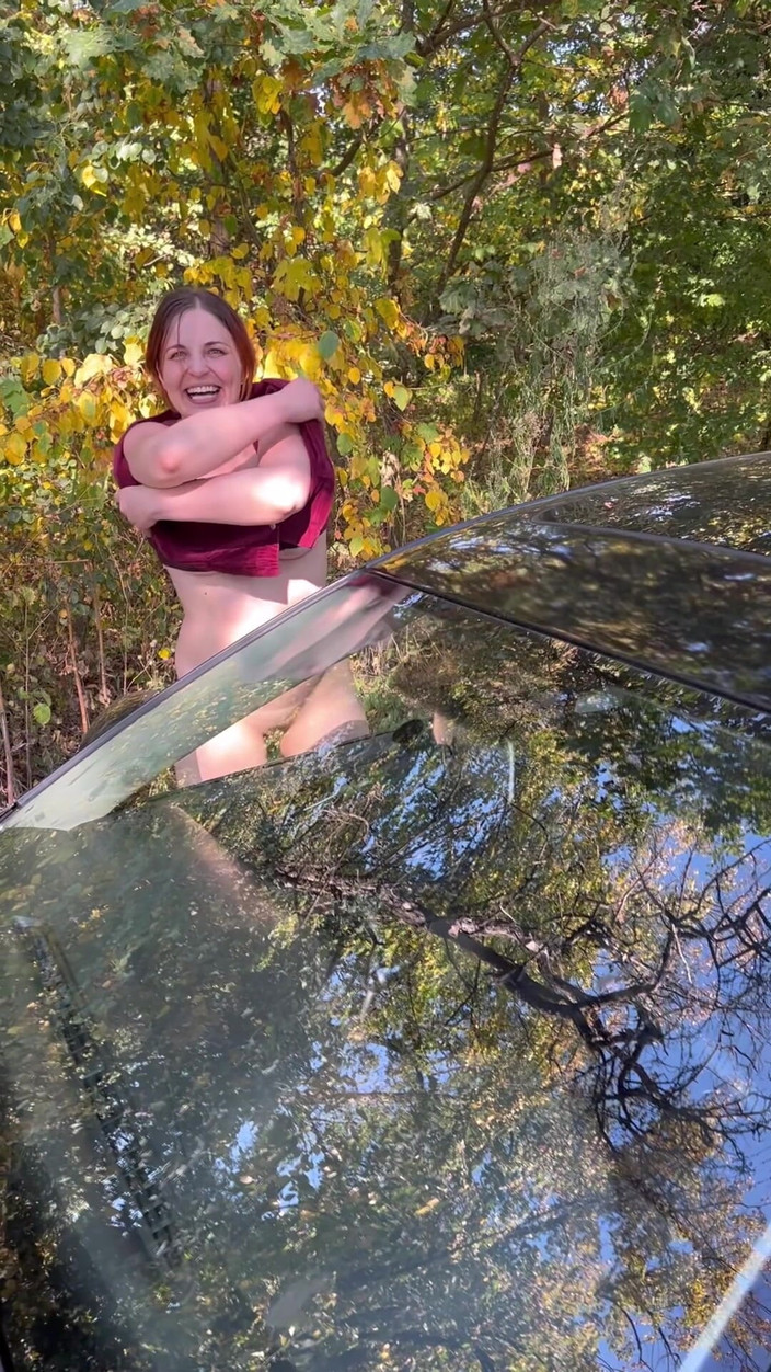 Elena917: Wkurzony na stronę drogi i złapany przez Next Car
