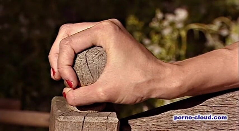 Porno Cloud: Sunny fisting and anal fuck