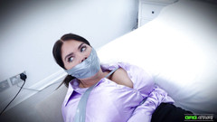 Gag Attack: Terri segretaria in nastro bondage