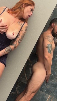 J’ai Baisé La Meilleure Amie De Ma Femme Sous La Douche Après Qu’elle M’ait Regardé - Éjacule Dans La Bouche