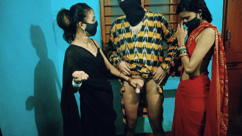 Hot_Monika: Dvě bhabhi šukají s nezbedným Devarem pro tvrdý sex, Bhabhi učí šukání...