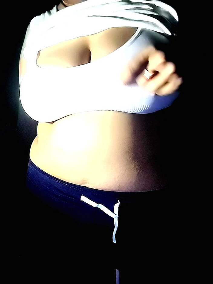 Neha_Noonu: Exotic Desi Amateur Squeezing &amp; Wet Finger Play Full Uncut Show