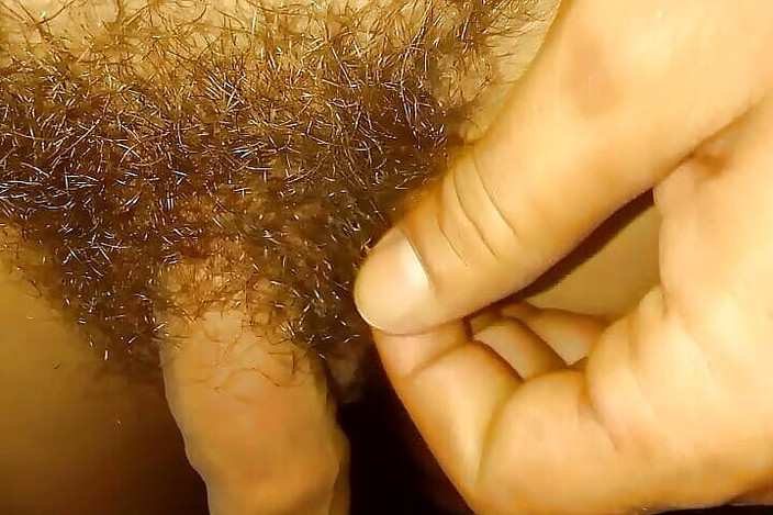 Gangbang straight: Политический писсер соло