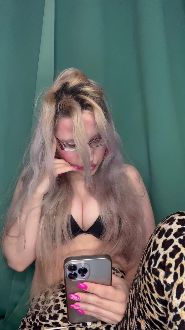 FinDom Goaldigger: Tay miễn phí cực khoái phiên webcam cho ege