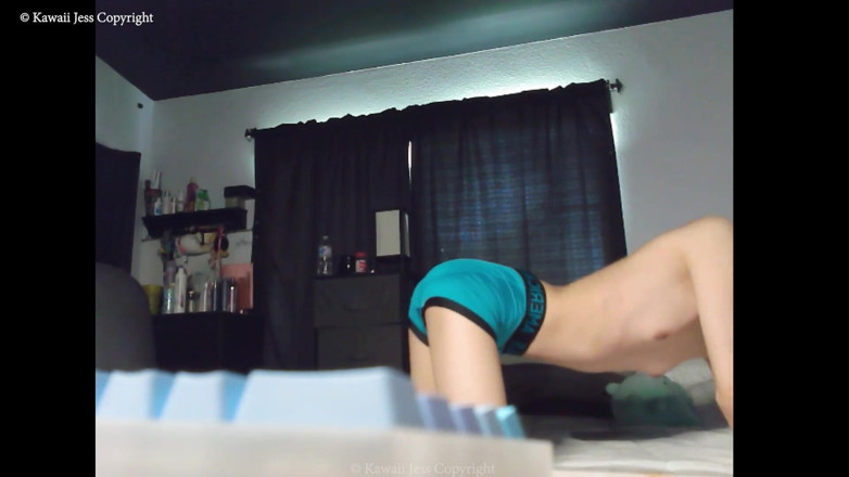 Kawaii Jess: Kawaii Jess solo ~ Huge cummies