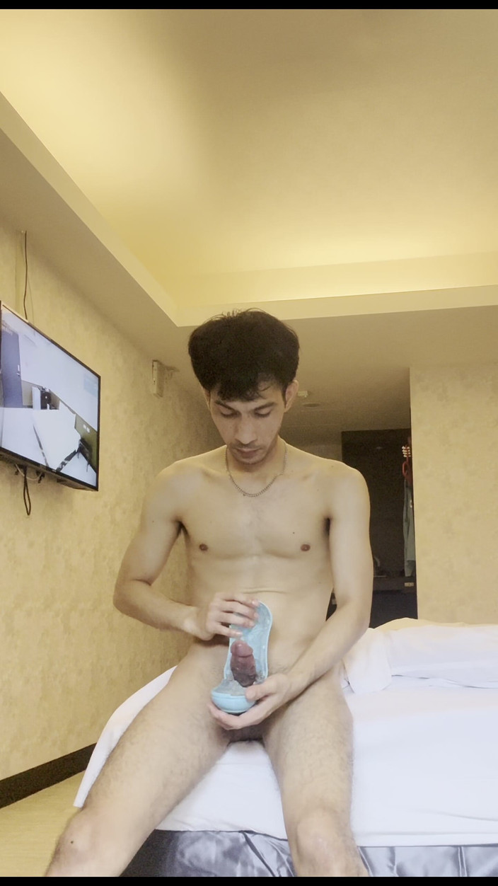 BigMacDriller: Dopo la festa masturbazione da sola