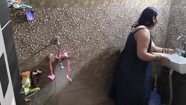 Desi chudai hub: Puja india folla con sastre para coser un vestido sin...