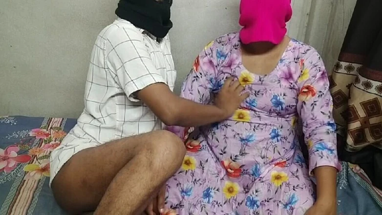 Hot_wife999: Charlando india esposa y marido del pueblo desi esposa caliente...