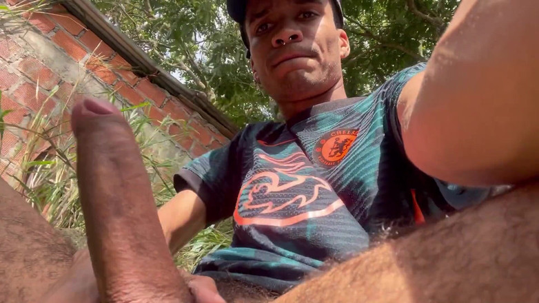 vergar4_daviid: Ero così eccitato che mi accarezzo il mio pene e...