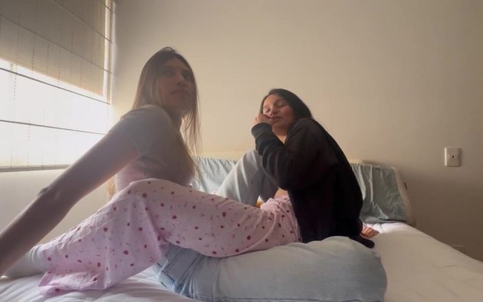 scarlettandc: İki kız en iyi arkadaşlarla