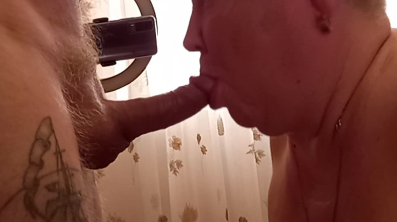 Zona901: Muie de la milf și spermă pe țâțe