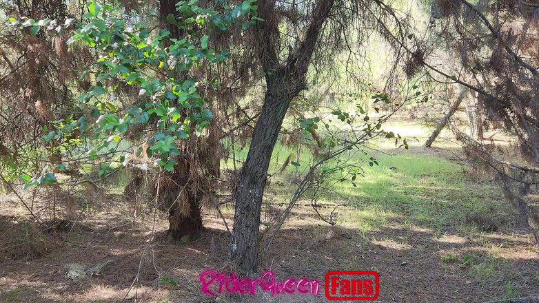 Riderqueen BBW Step Mom Latina Ebony: Riderqueen Bersendirian Di Luar Rumah