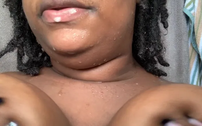 Super sexy ebony cuties: Bouncing My Boobs Sucking My Nipples in the Shower
